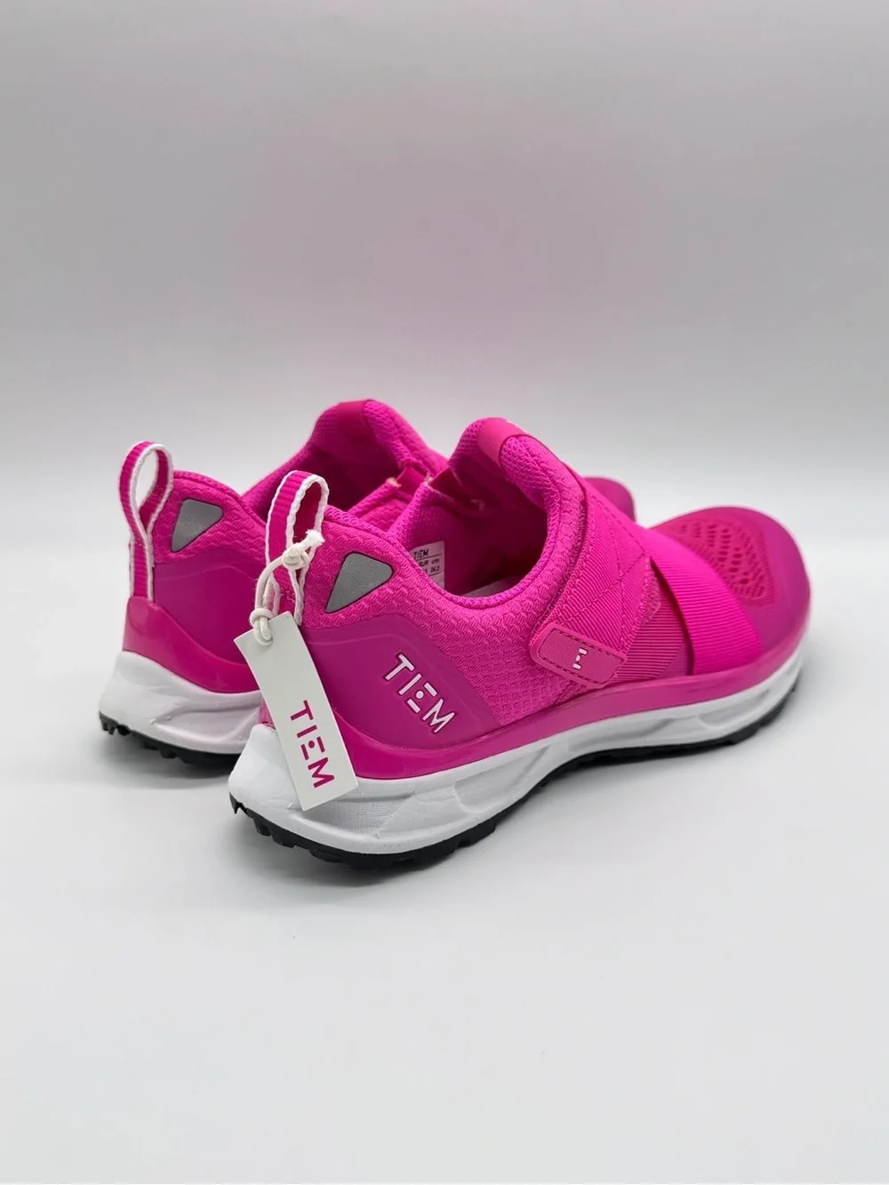 TIEM Slipstream Triple Knockout Pink Cycling Shoes Size 6.5 NIB BCRF Spin New